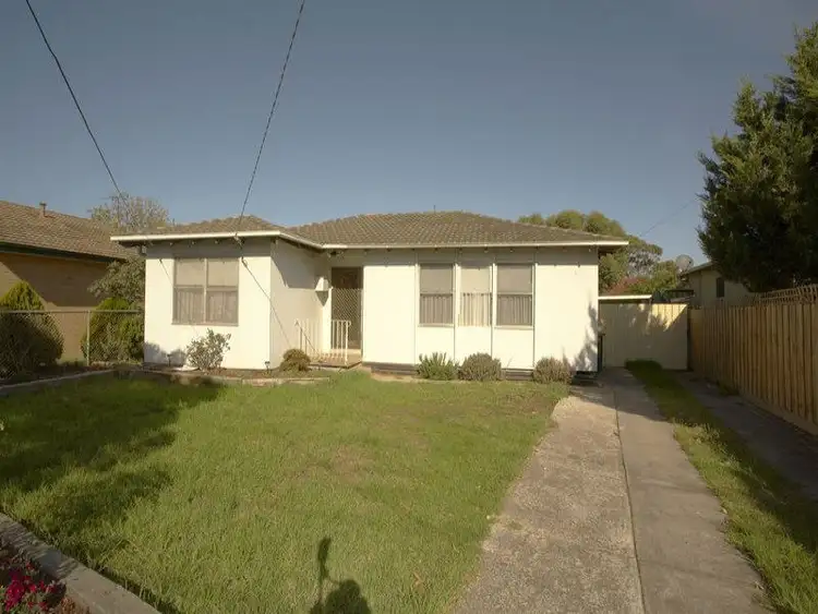 16 Evans Crescent, Laverton VIC 3028