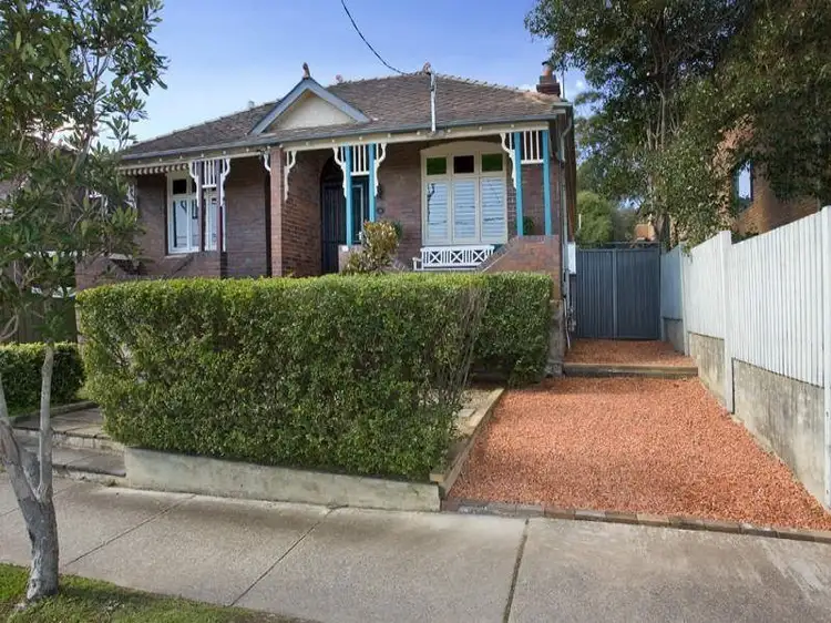 21 Jeffrey Street, Canterbury NSW 2193