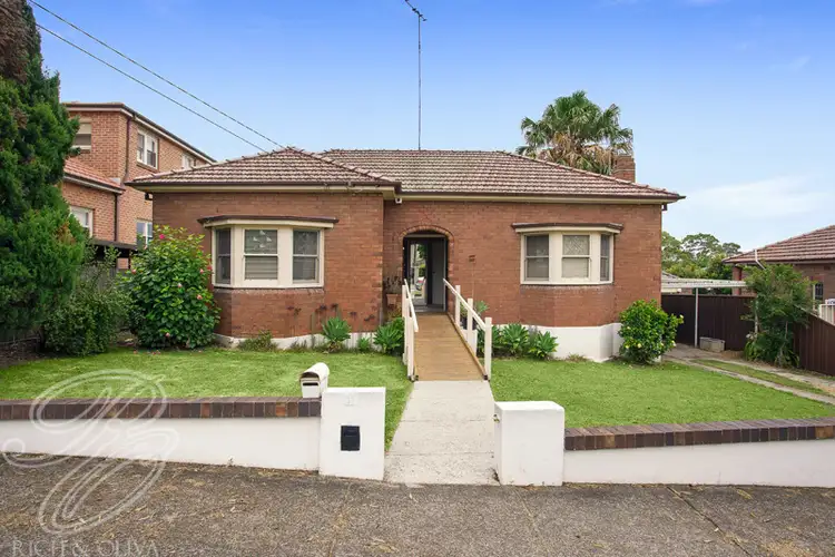 37 Lily Street, Croydon Park NSW 2133