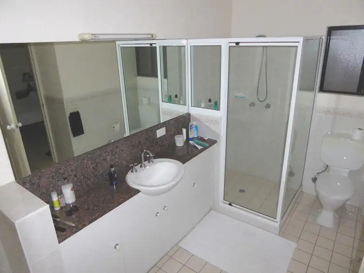 Seventh view of Homely unit listing, 8/353 Severin Street, Parramatta Park QLD 4870