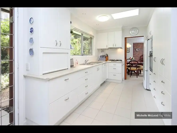 Fifth view of Homely house listing, 2 Dellamara Street, Chapel Hill QLD 4069