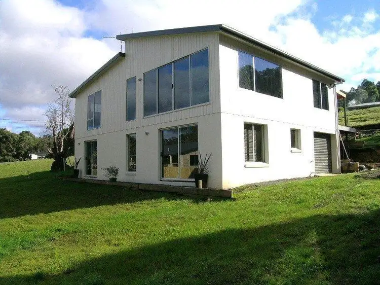 12 Crooke Street, Port Huon TAS 7109
