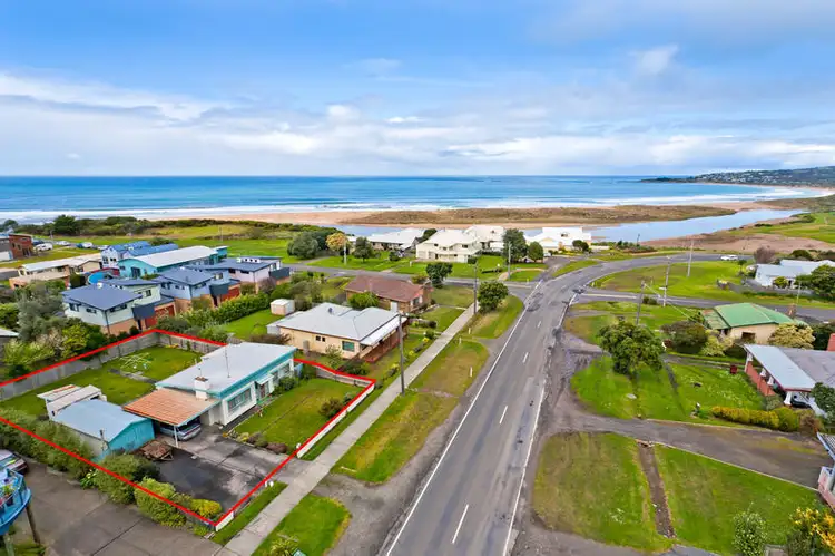 16 Great Ocean Road, Apollo Bay VIC 3233