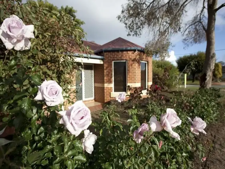 2 Victoria  Street, Dianella WA 6059