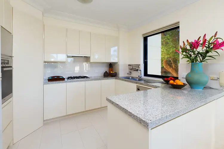 Sixth view of Homely apartment listing, 5/2 Holdsworth Avenue, Elizabeth Bay NSW 2011