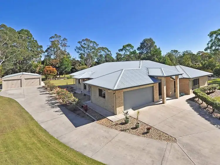 33 Edington Drive, Cooroibah QLD 4565