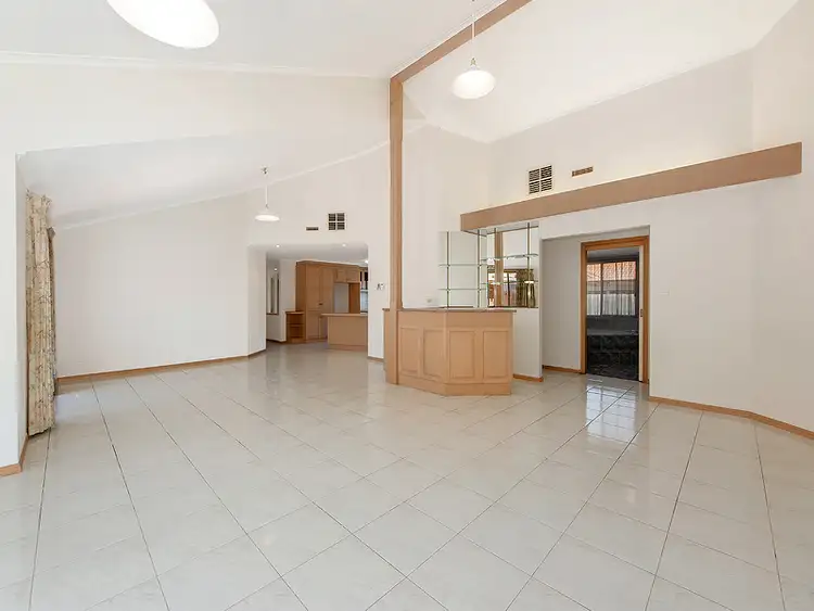 Fifth view of Homely house listing, 525 Kings Road, Taylors Lakes VIC 3038