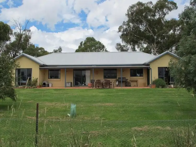 527 Spring Hill Road, Millthorpe NSW 2798