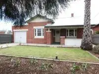 4 Fairbanks Street, Beverley SA 5009