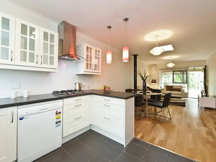 Sixth view of Homely villa listing, 2/44 Wellington Street, Mosman Park WA 6012