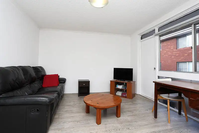 Main view of Homely unit listing, 4/33 Lismore Ave, Dee Why NSW 2099