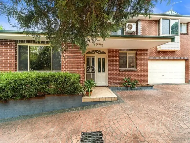 2/34 Taylor Street, West Pennant Hills NSW 2125