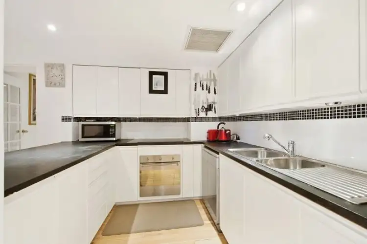 Fifth view of Homely apartment listing, 2/100 South Terrace, Adelaide SA 5000