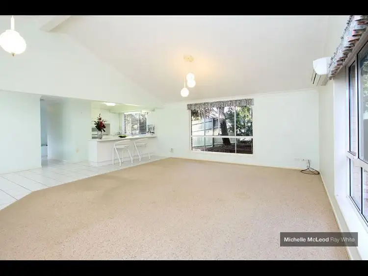 Fifth view of Homely house listing, 7 Geewan Place, Chapel Hill QLD 4069