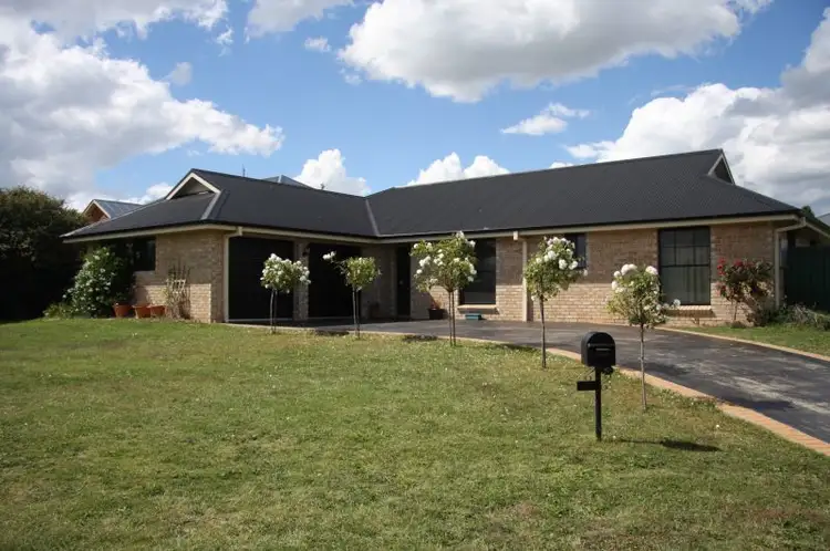 25 Tandora Street, Bathurst NSW 2795