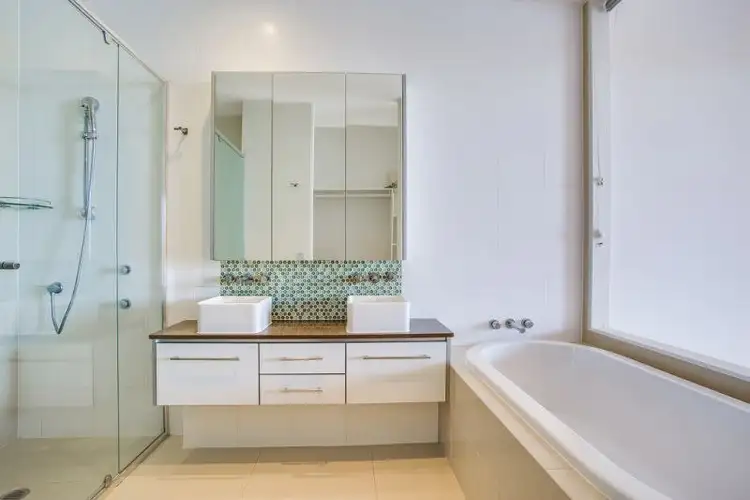 Fifth view of Homely unit listing, 6/3030 The Boulevard, Carrara QLD 4211