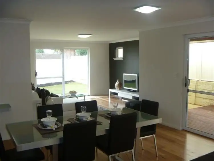 Fourth view of Homely house listing, 7 Holmesfield Crescent, Carine WA 6020