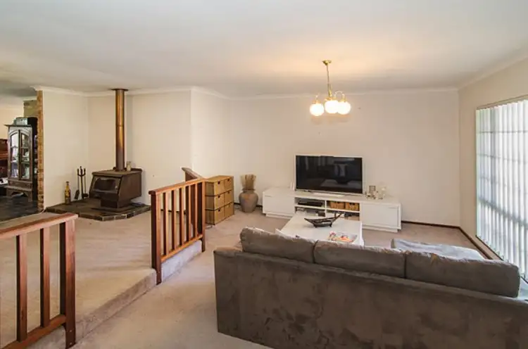 Sixth view of Homely house listing, 8 Dolphin Court, Broadwater WA 6280