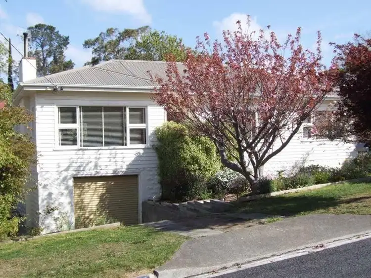 11 Kelvedon Avenue, Taroona TAS 7053