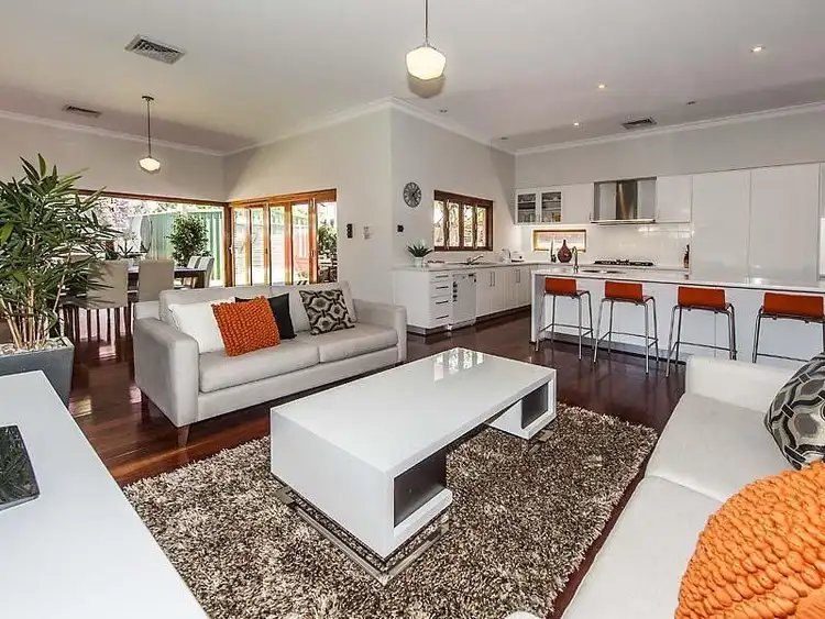 113 Stuart Street, Inglewood WA 6052