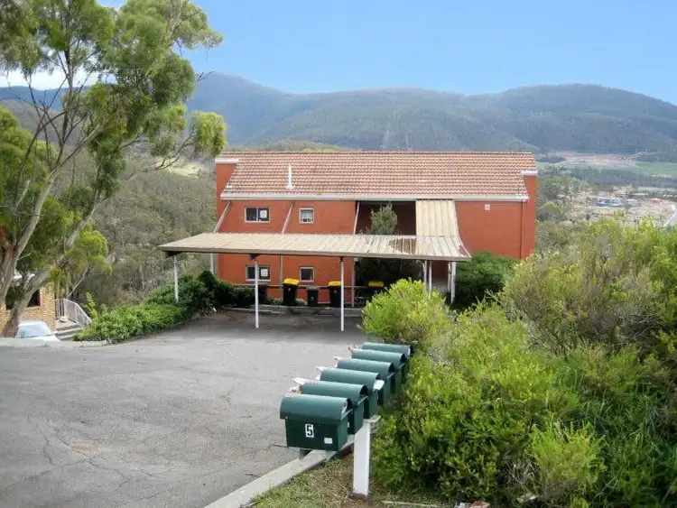 Second view of Homely house listing, 2/5 Castlereagh Court, Lenah Valley TAS 7008