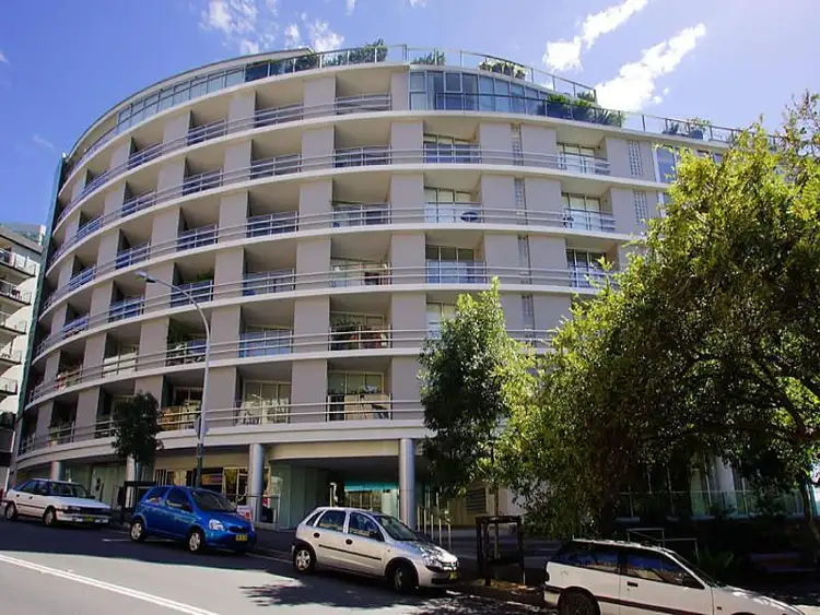 Second view of Homely apartment listing, 29/8 Greenknowe Avenue, Elizabeth Bay NSW 2011