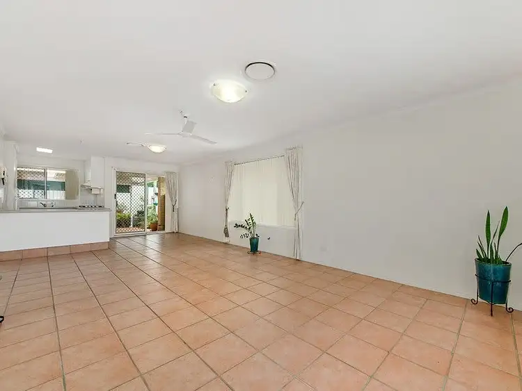 6/17 McMillan Court, Labrador QLD 4215
