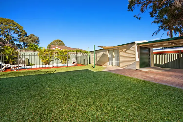 72 Anzac Avenue, Engadine NSW 2233