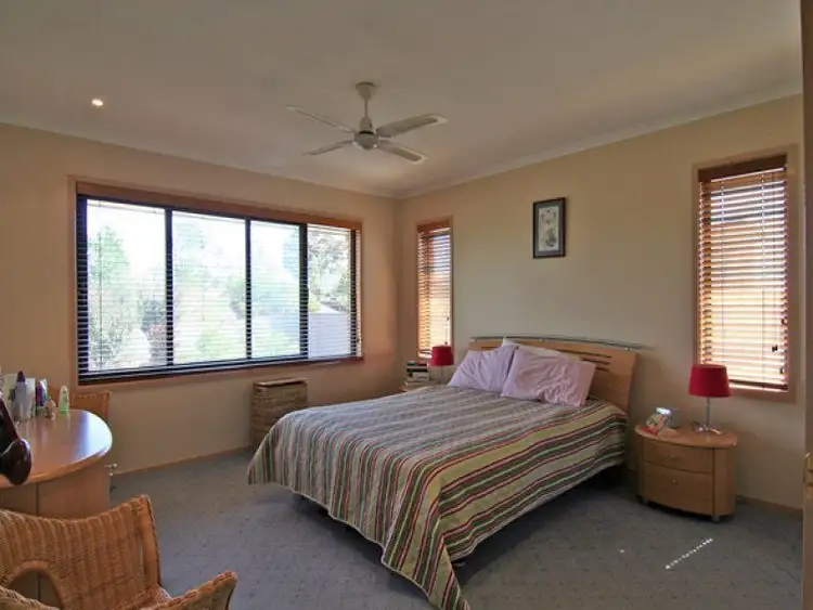 Seventh view of Homely house listing, 40 Chauvel Circle, Chapman ACT 2611