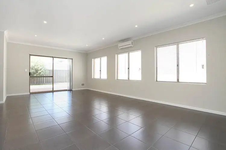 Sixth view of Homely house listing, 20 Raphael Rise, Landsdale WA 6065