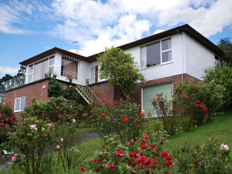 223 Channel Highway, Taroona TAS 7053