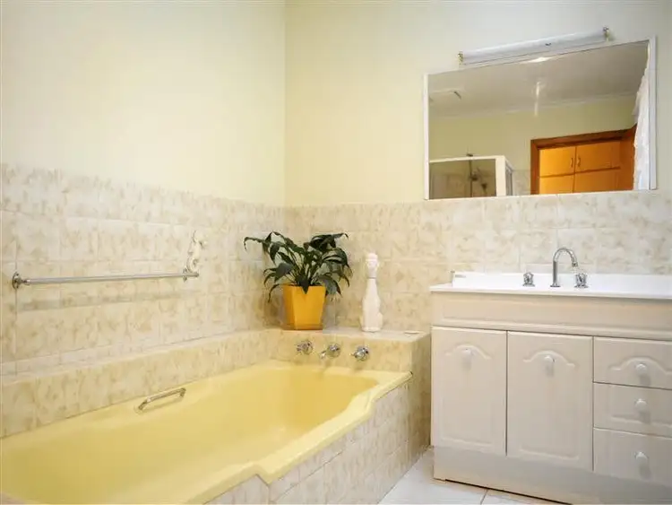 Seventh view of Homely unit listing, 1/116 Carella Street, Howrah TAS 7018