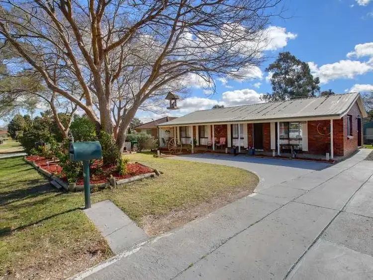 12 Koyong Close, Moss Vale NSW 2577