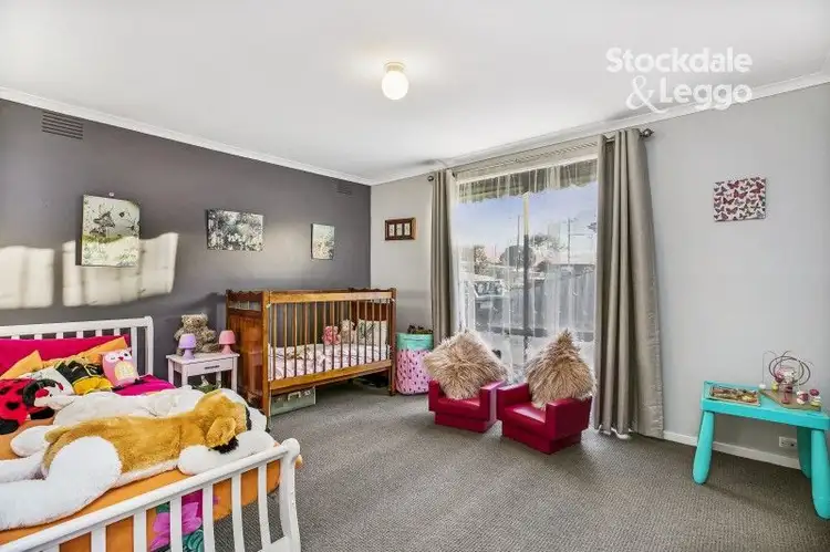 Fifth view of Homely house listing, 73 CIRCLE DRIVE SOUTH, Cranbourne VIC 3977