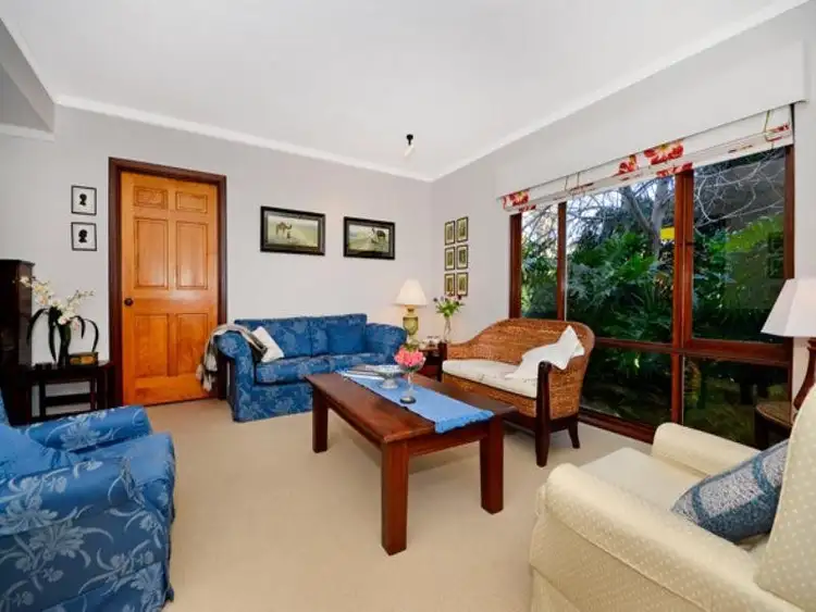 Fifth view of Homely house listing, 2 Topaz Place, Carine WA 6020