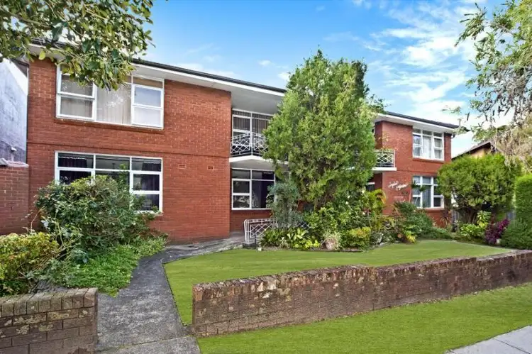 2/16 English Street, Kogarah NSW 2217