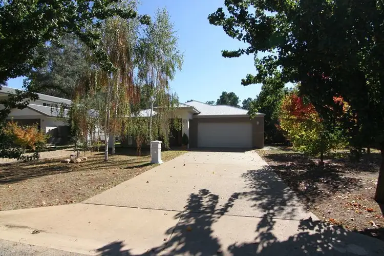 3 Kinchela Court, Bright VIC 3741
