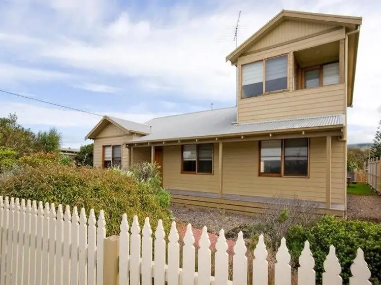 37 Pascoe Street, Apollo Bay VIC 3233