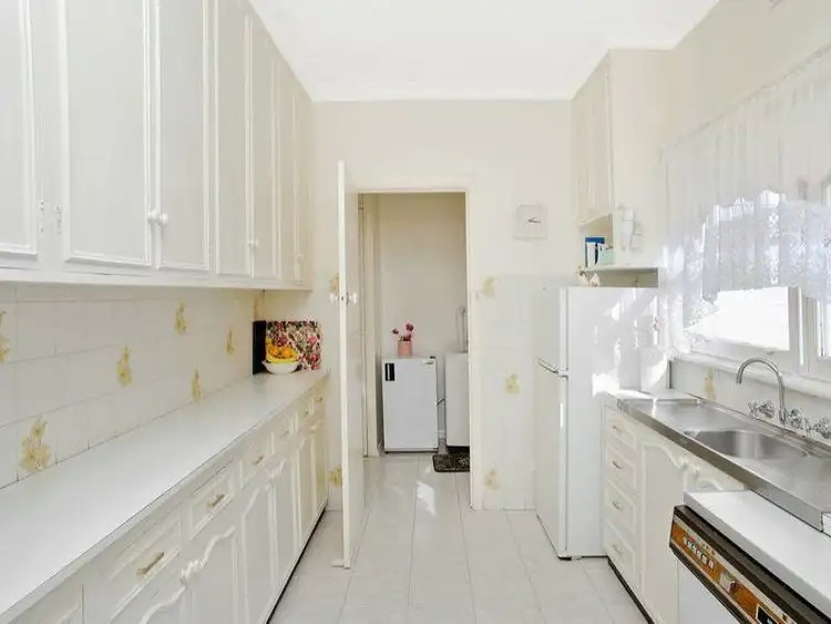 Fifth view of Homely house listing, 3 Macarthur, Hamlyn Heights VIC 3215