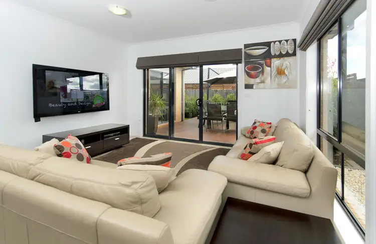 Seventh view of Homely house listing, 25 Ida Birchall, Macgregor ACT 2615