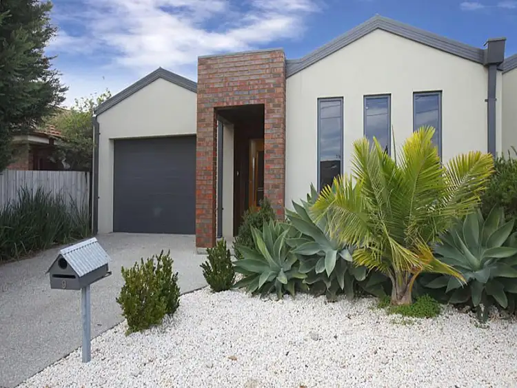9 Davis Court, Altona Meadows VIC 3028