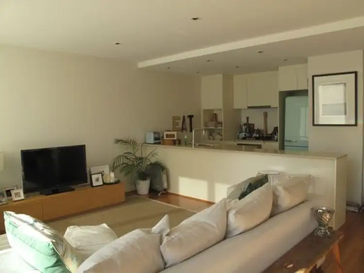 Fourth view of Homely apartment listing, 19/7-11 Henderson Road, Bondi NSW 2026