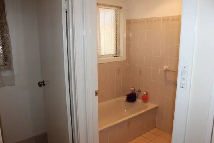 Sixth view of Homely house listing, 20 Langi Crescent, Glenfield Park NSW 2650