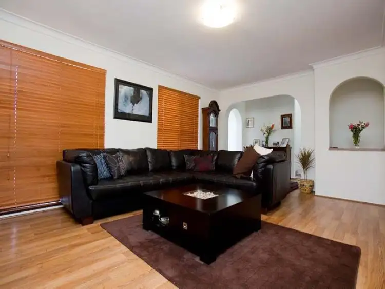 Seventh view of Homely house listing, 4 Juan Street, Thornlie WA 6108
