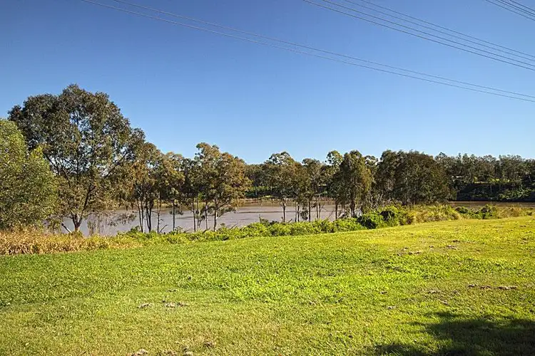 Fifth view of Homely house listing, 2 Wandi Close, Riverhills QLD 4074