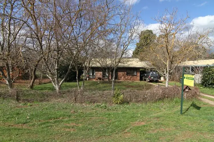 34 Deacon Avenue, Bright VIC 3741