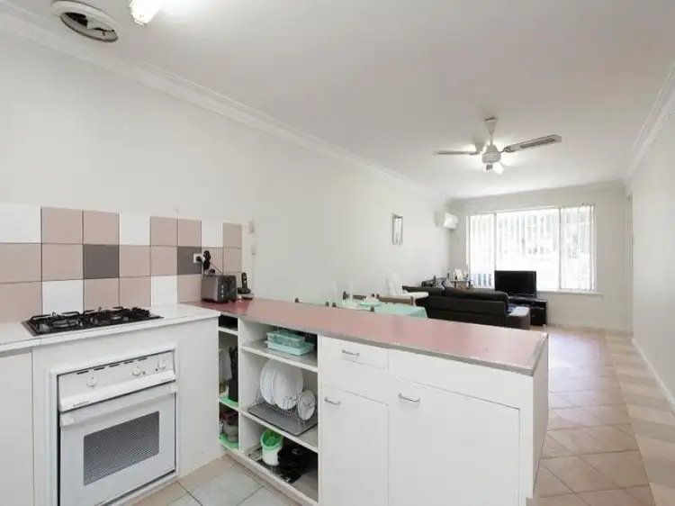 Fifth view of Homely house listing, 2/50A Eynesford, Gosnells WA 6110
