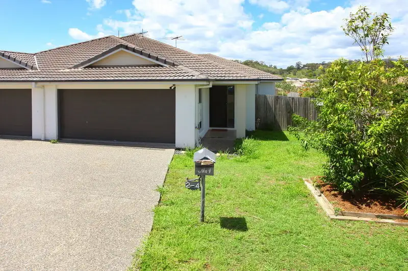 Main view of Homely semi-detached listing, 2/4 Bella Boulevard, Pimpama QLD 4209