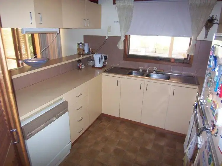 Fifth view of Homely house listing, 14 Alrima Court, Bright VIC 3741