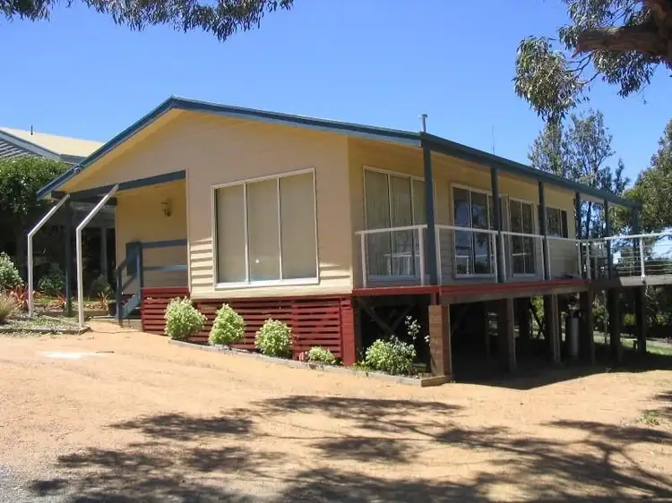 33 Vista Avenue, Skenes Creek VIC 3233